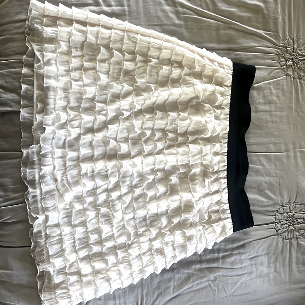 Ruffled skirt